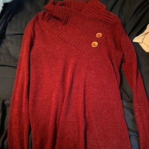 Long sleeved sweater